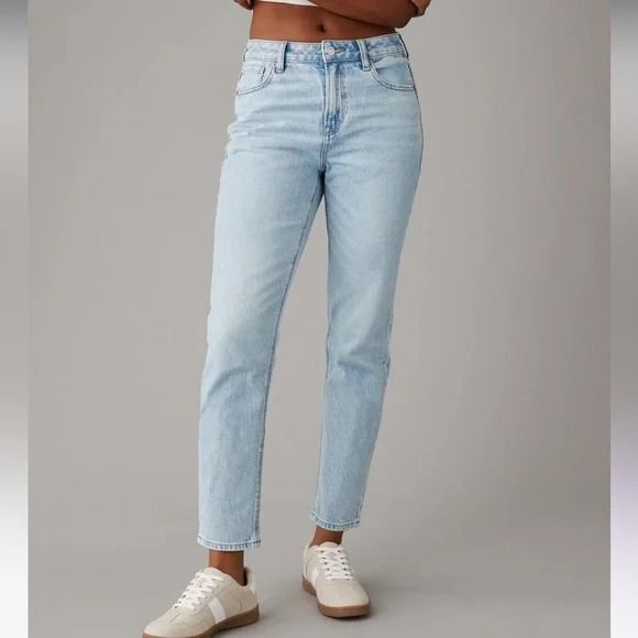 American Eagle By Payless Denim - Size 8-Short - American Eagle AE Strigid Mom Jeans Blue Breeze Wash High Rise